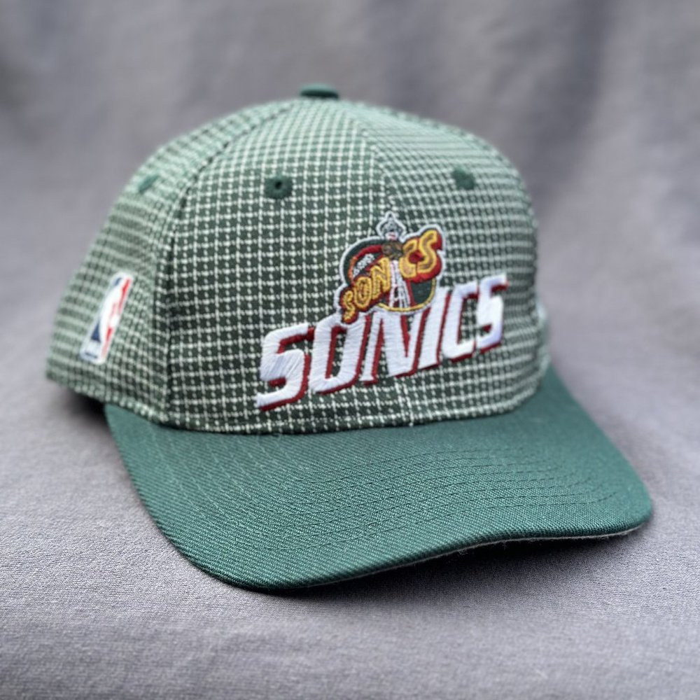 Seattle Supersonics Vintage 90s Logo Athletic Snapcack Hat Pro Line